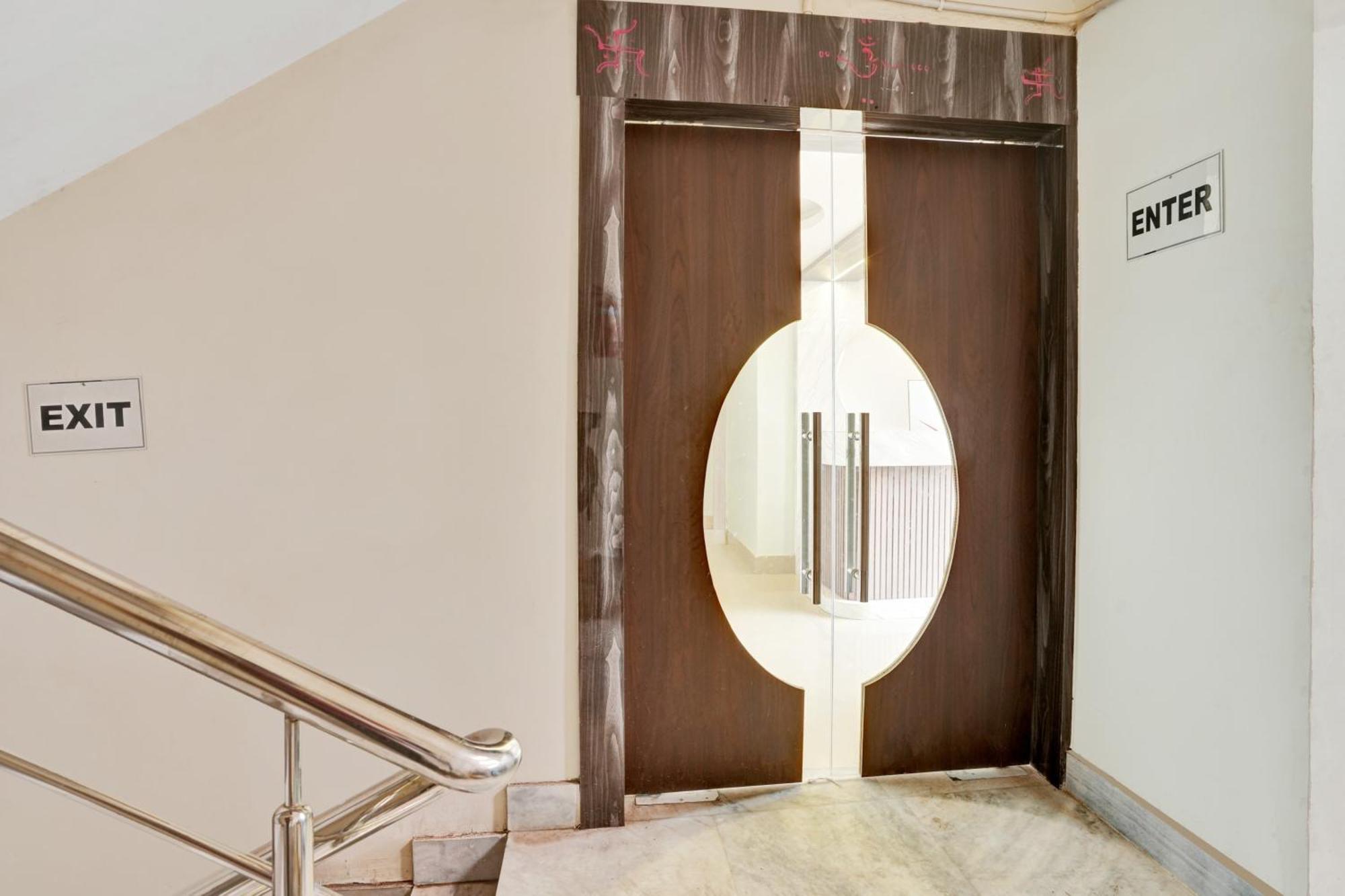 Hotel O Vira Jamshedpur Exterior photo